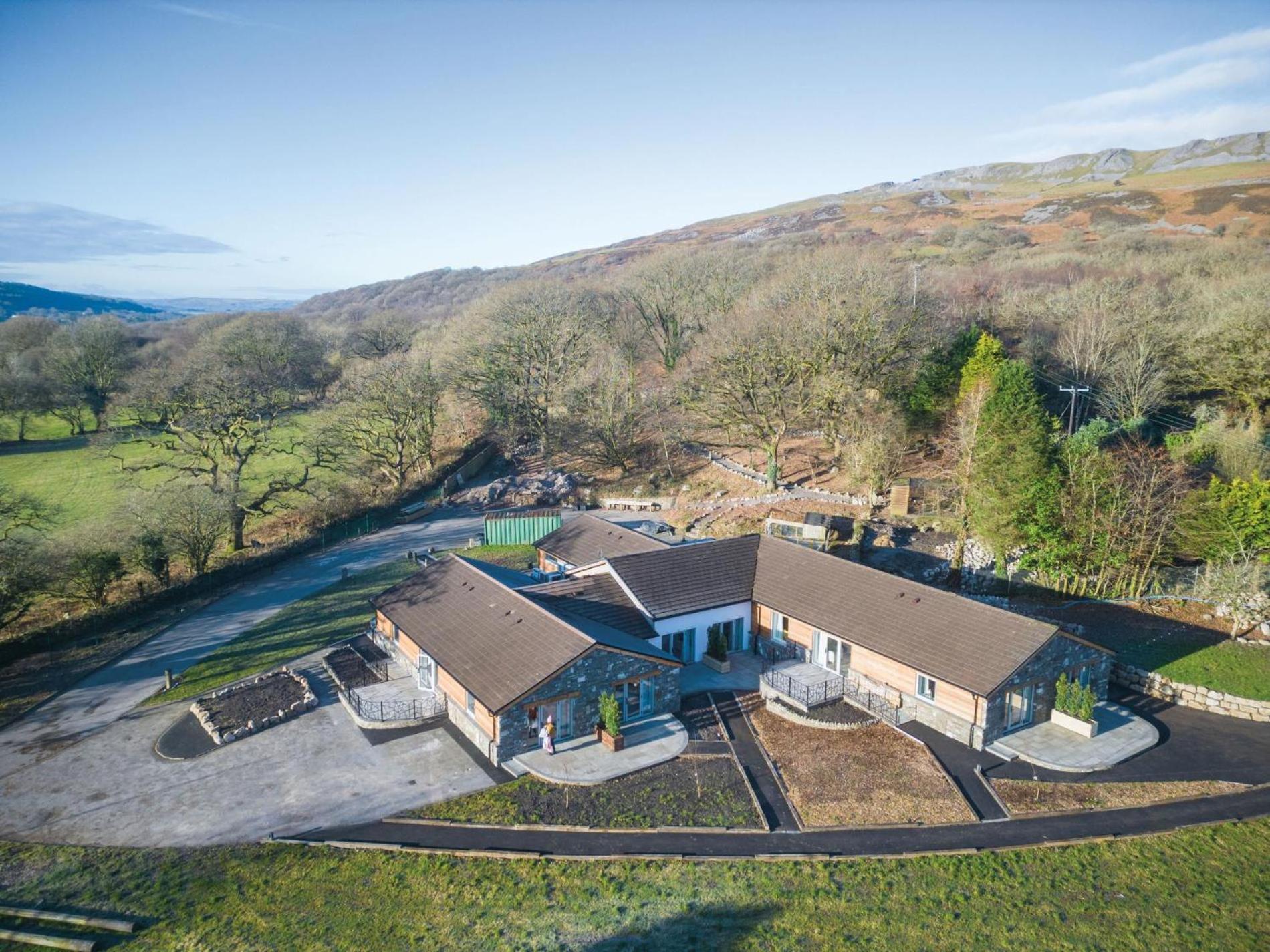 Suite 5 - Sleeping Giant Hotel - Pen Y Cae Inn Brecon Exterior foto